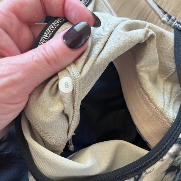 Lululemon No Limits Power Tank Top Black Beige Sports Bra Top Combo Gym Sz 8 - Picture 7 of 7